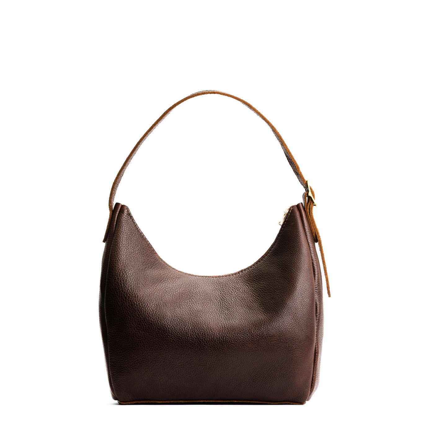 Coldbrew*Medium | U-shaped, flat-bottomed leather shoulder bag with adjustable strap