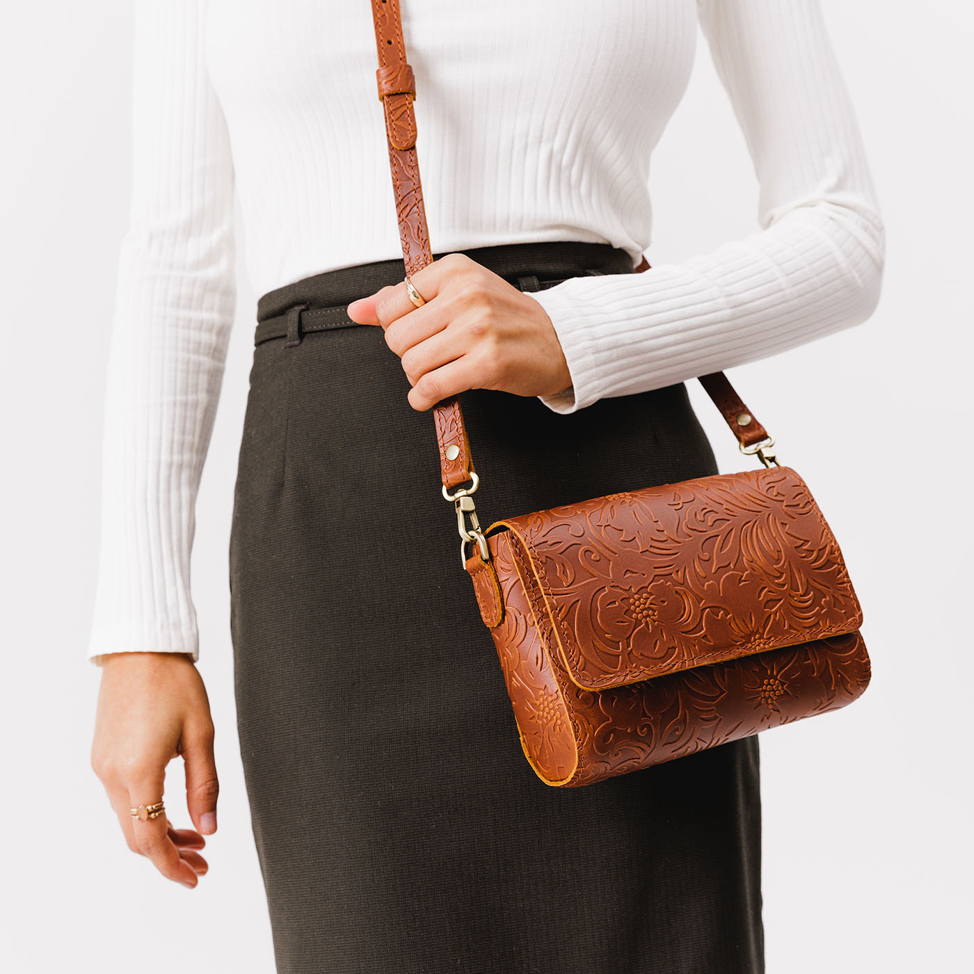 Metro Crossbody
