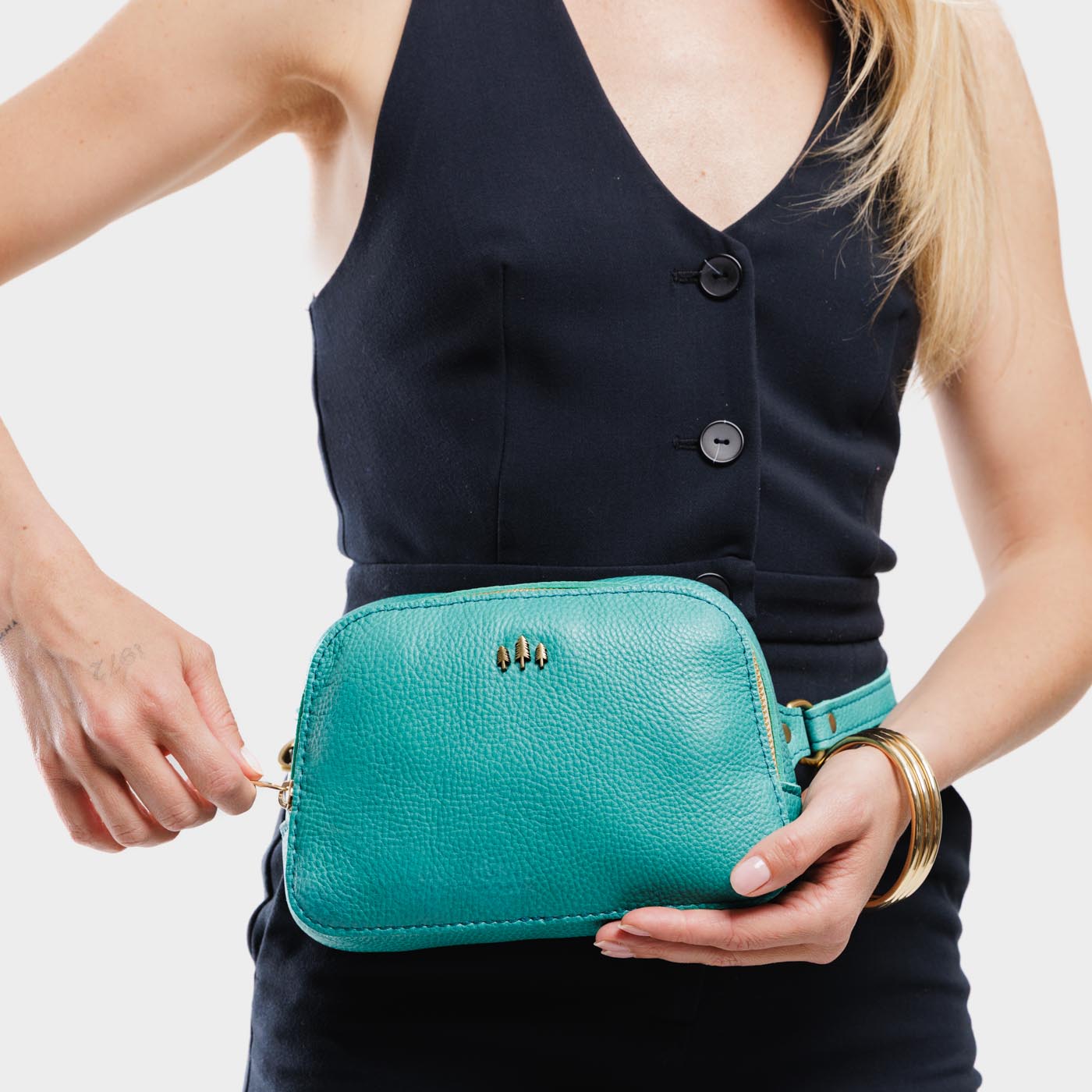 Scarlett Sling Bag