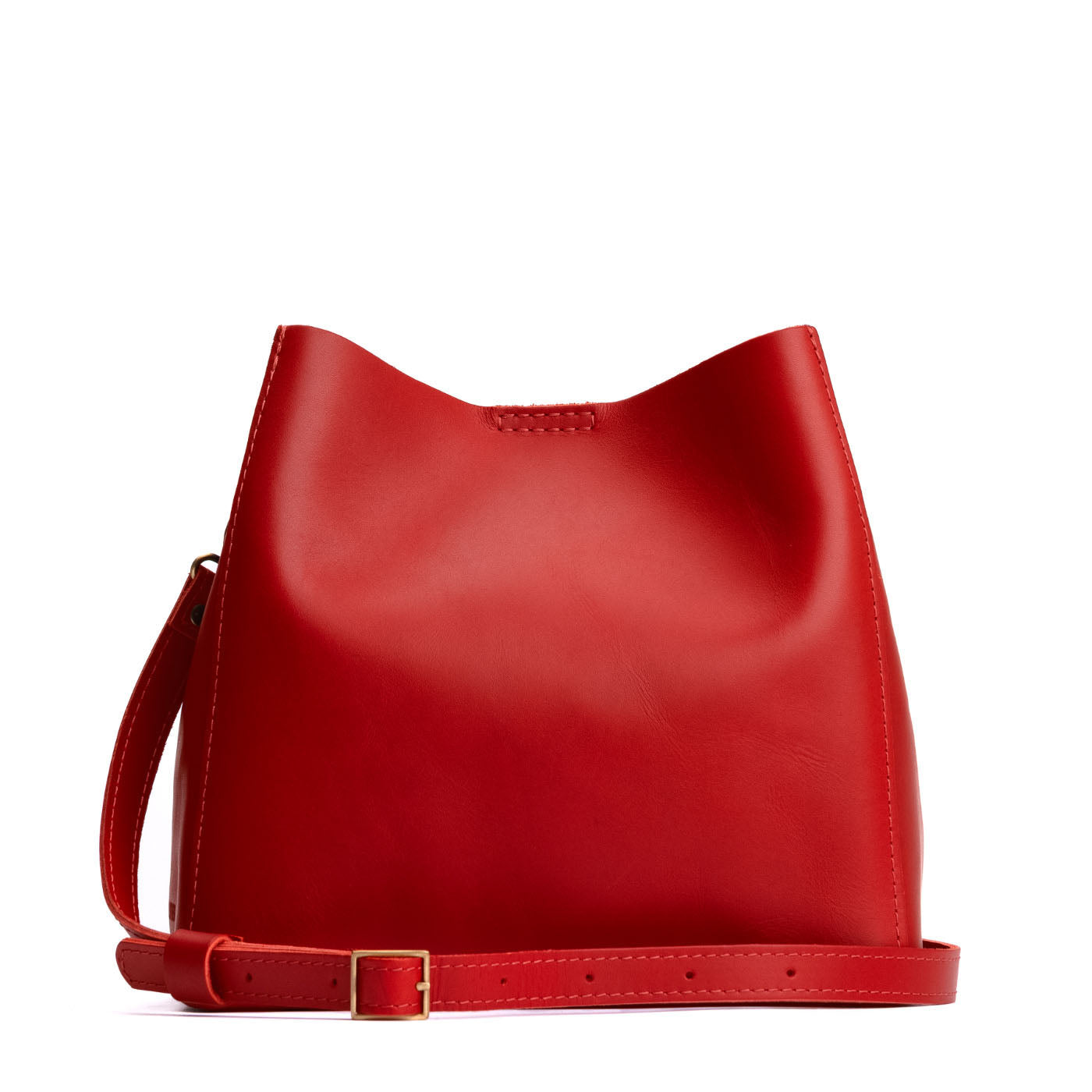 Ruby | symmetrical bucket bag with latch closure and removable crossbody strap